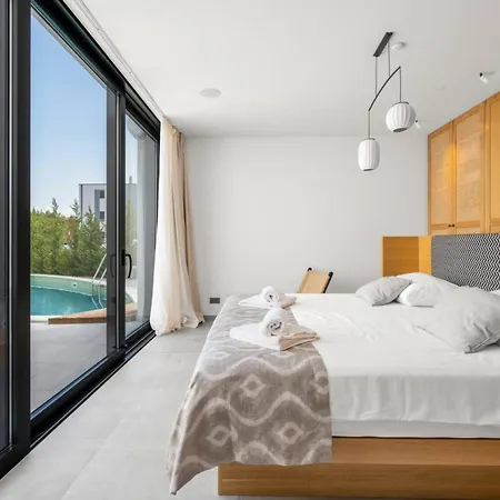 Willa Luxury Cordelia Near Vodice With Pool And Sauna