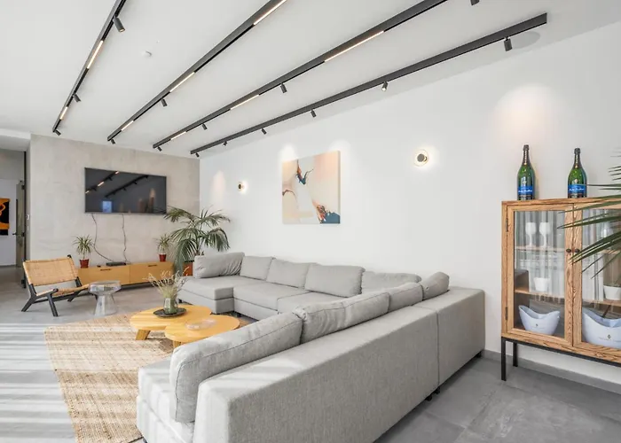 Luxury Cordelia - Sibenik, Pool And Sauna *